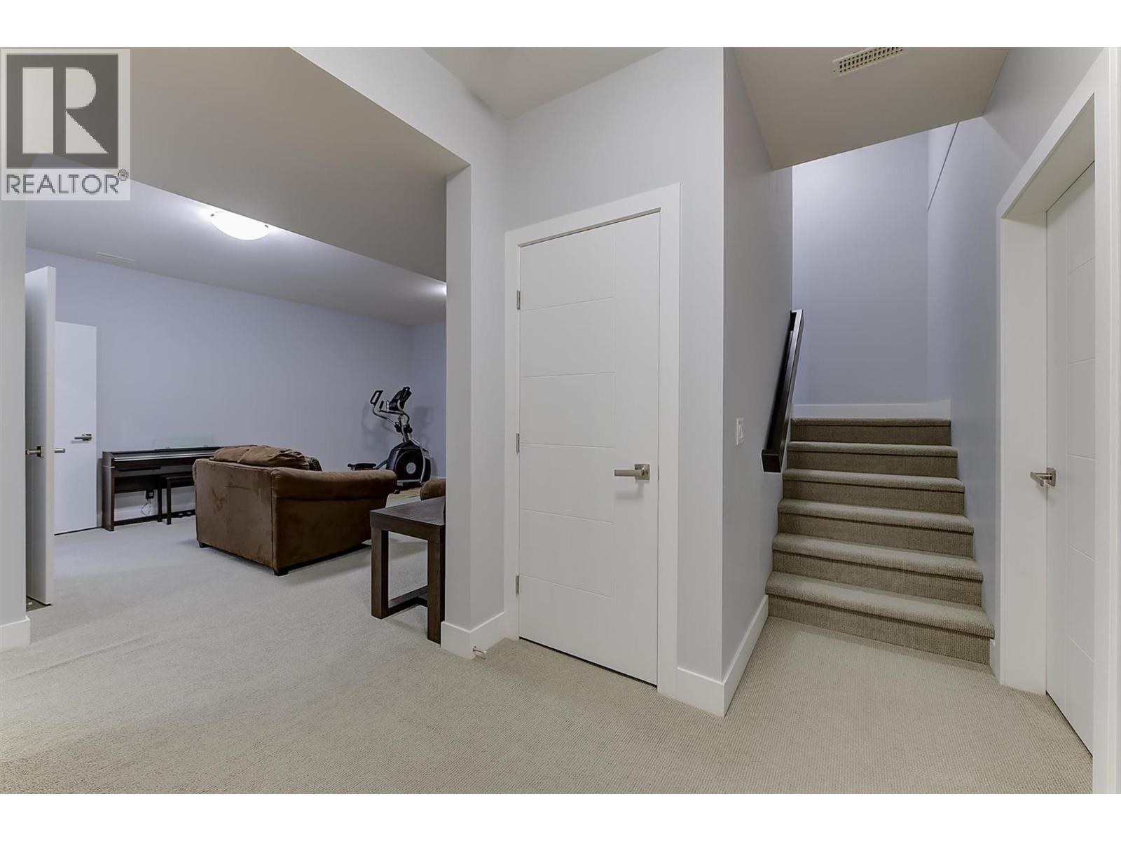 155 Skyland Drive, Kelowna, British Columbia  V1V 3A1 - Photo 51 - 10401248