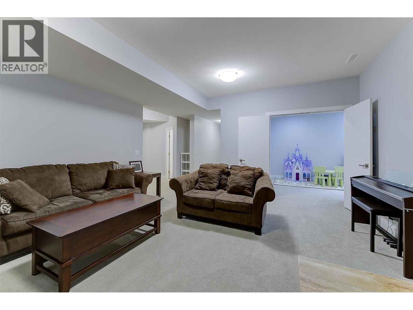 155 Skyland Drive, Kelowna, British Columbia  V1V 3A1 - Photo 53 - 10401248