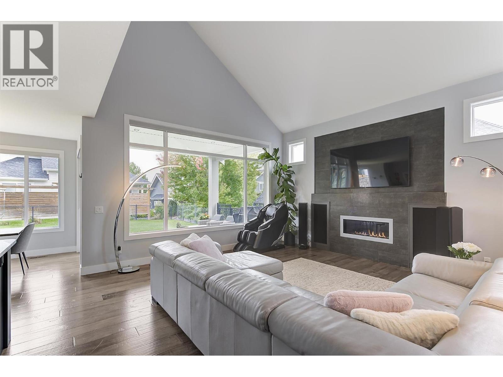 155 Skyland Drive, Kelowna, British Columbia  V1V 3A1 - Photo 8 - 10401248