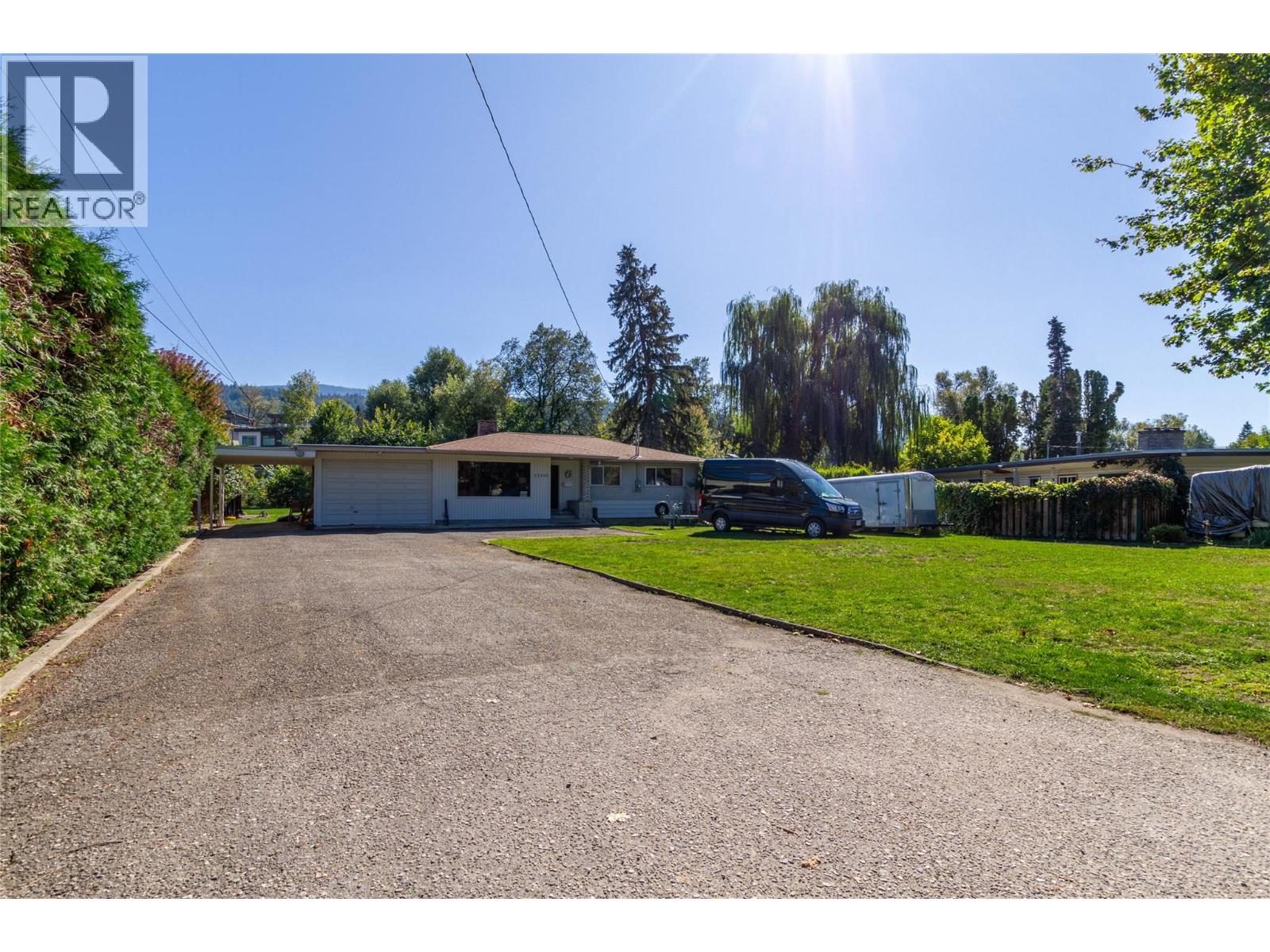 12310 Kalavista Drive, Coldstream, British Columbia  V1B 1K5 - Photo 3 - 10401293