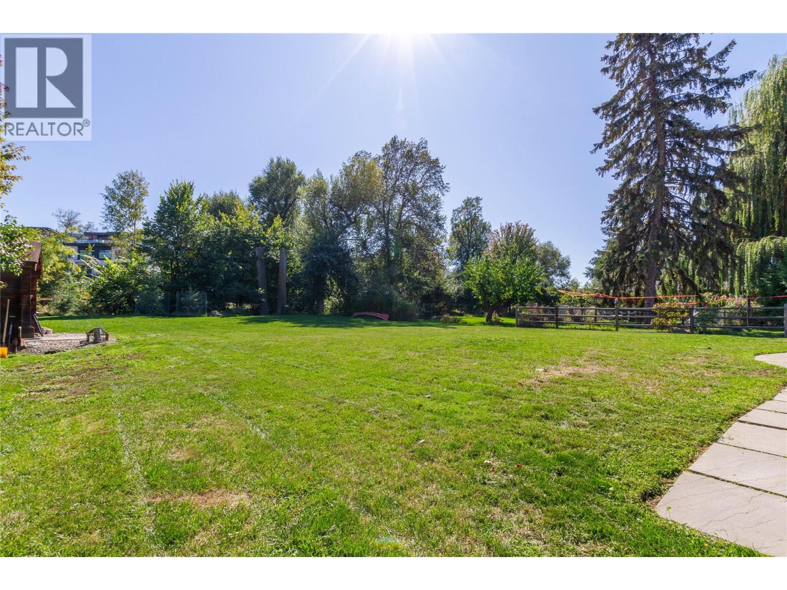 12310 Kalavista Drive, Coldstream, British Columbia  V1B 1K5 - Photo 44 - 10401293
