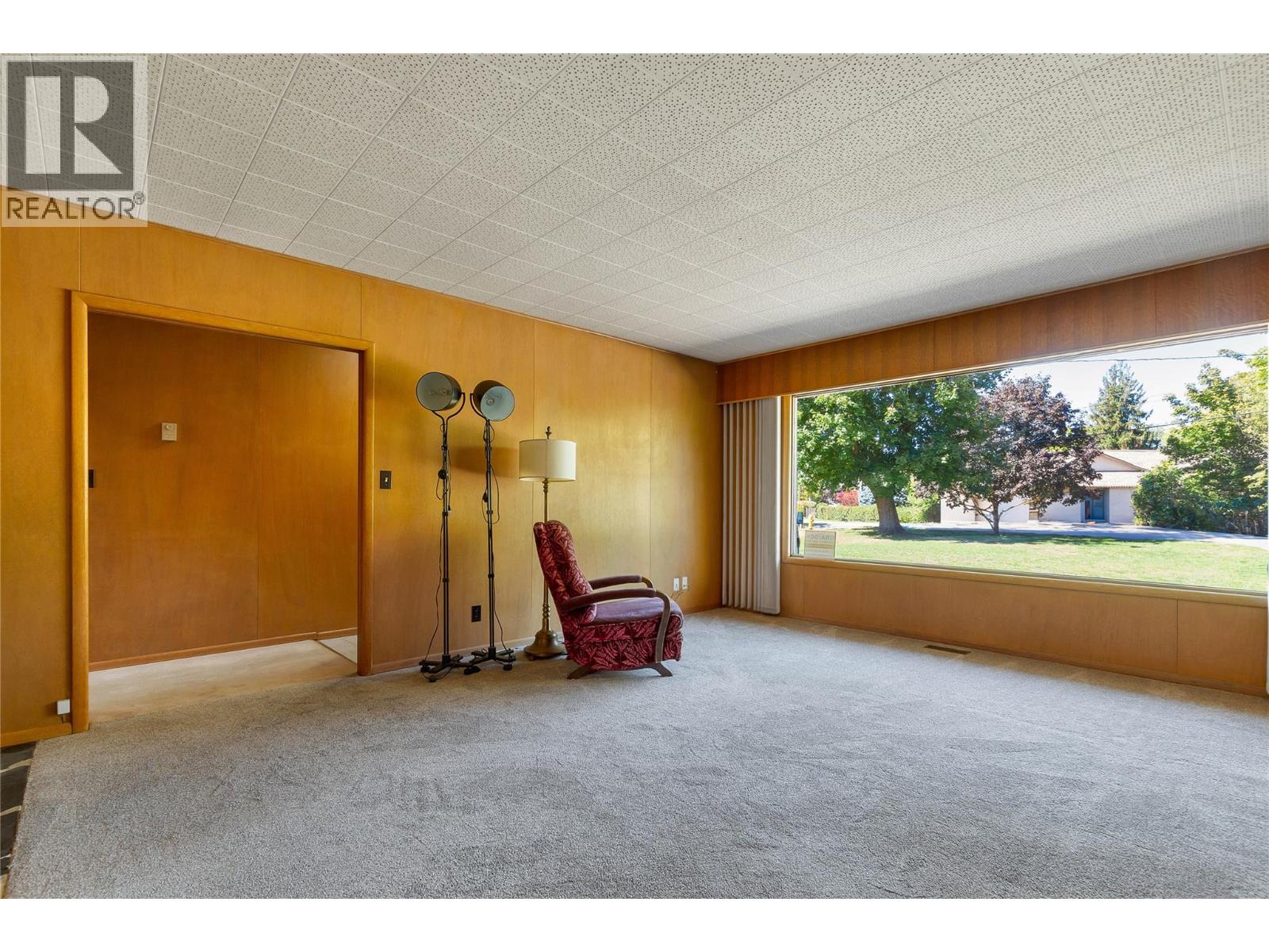 12310 Kalavista Drive, Coldstream, British Columbia  V1B 1K5 - Photo 8 - 10401293