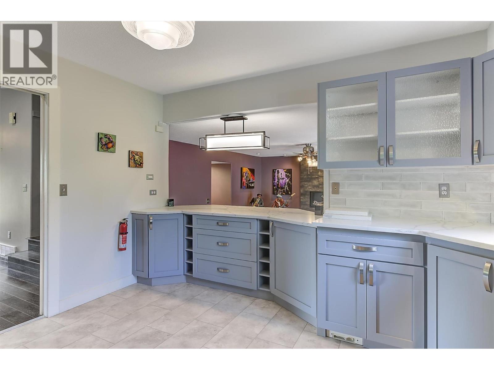 1852 Crossglen Court, Kelowna, British Columbia  V1V 1S4 - Photo 12 - 10401348