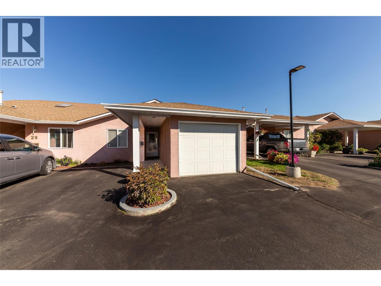 1285 14th Street Unit# 30, Kamloops, British Columbia  V2B 8K9 - Photo 2 - 10400898