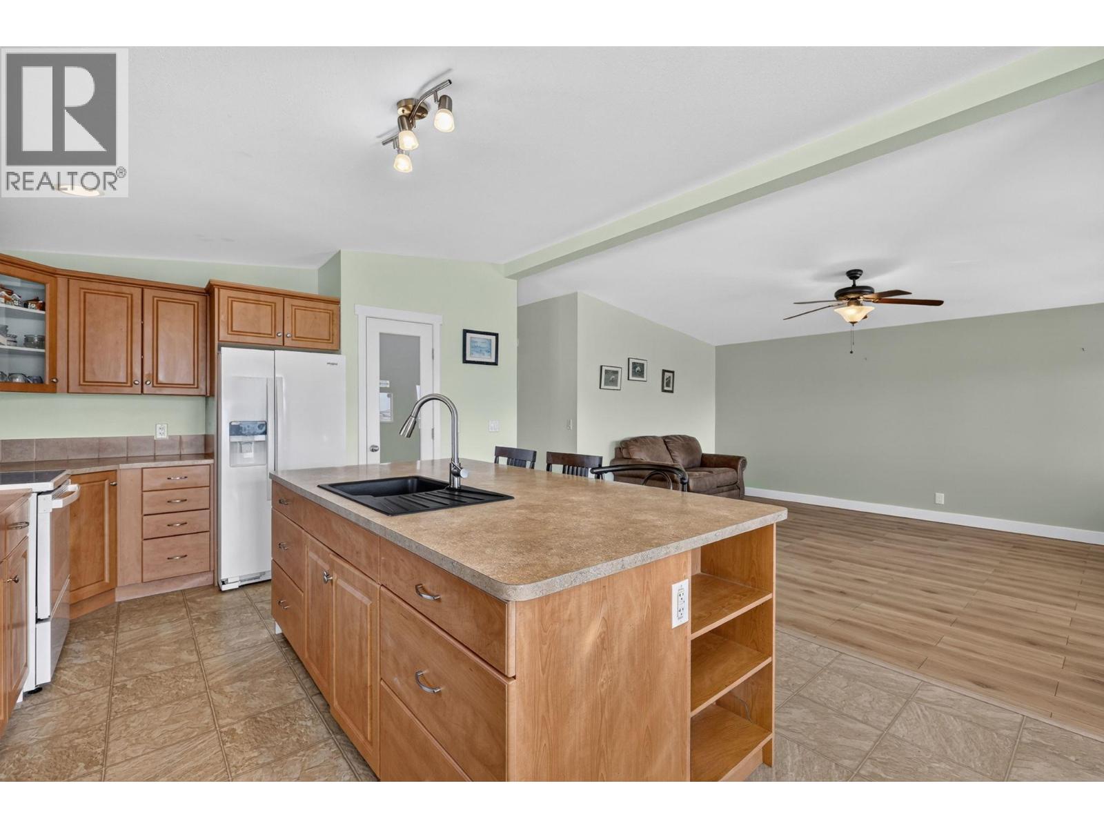 2440 Old Okanagan Highway Unit# 1311, Westbank, British Columbia  V4T 3A2 - Photo 9 - 10401340