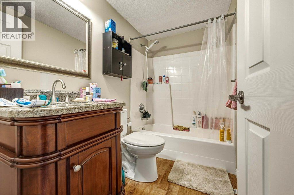 562 Mountain Drive, Vernon, British Columbia  V1H 2B7 - Photo 37 - 10401328