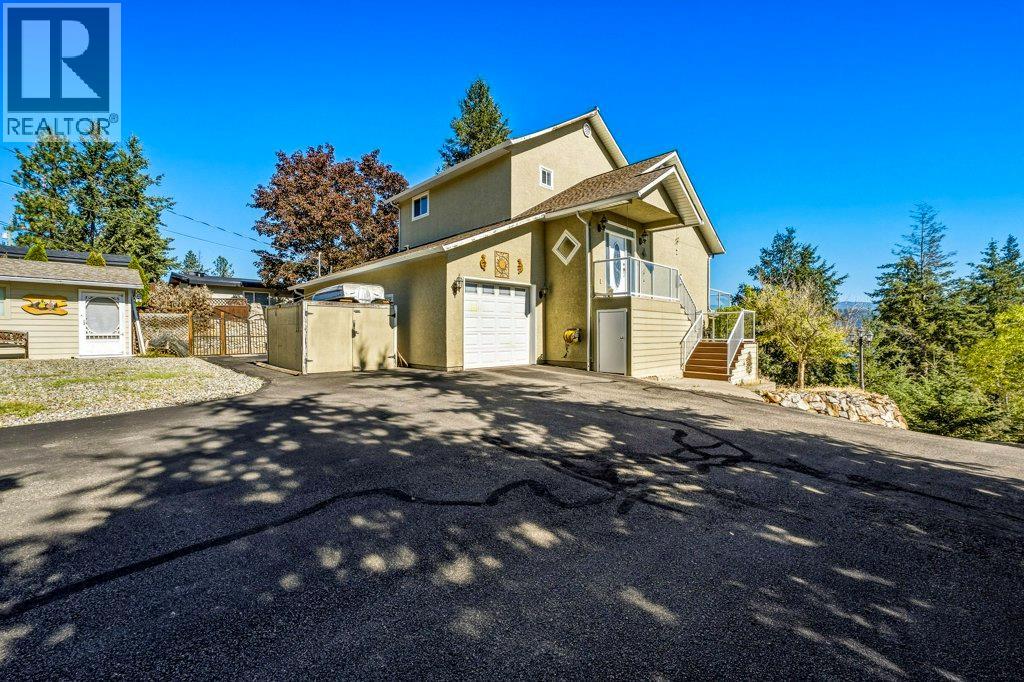 562 Mountain Drive, Vernon, British Columbia  V1H 2B7 - Photo 43 - 10401328