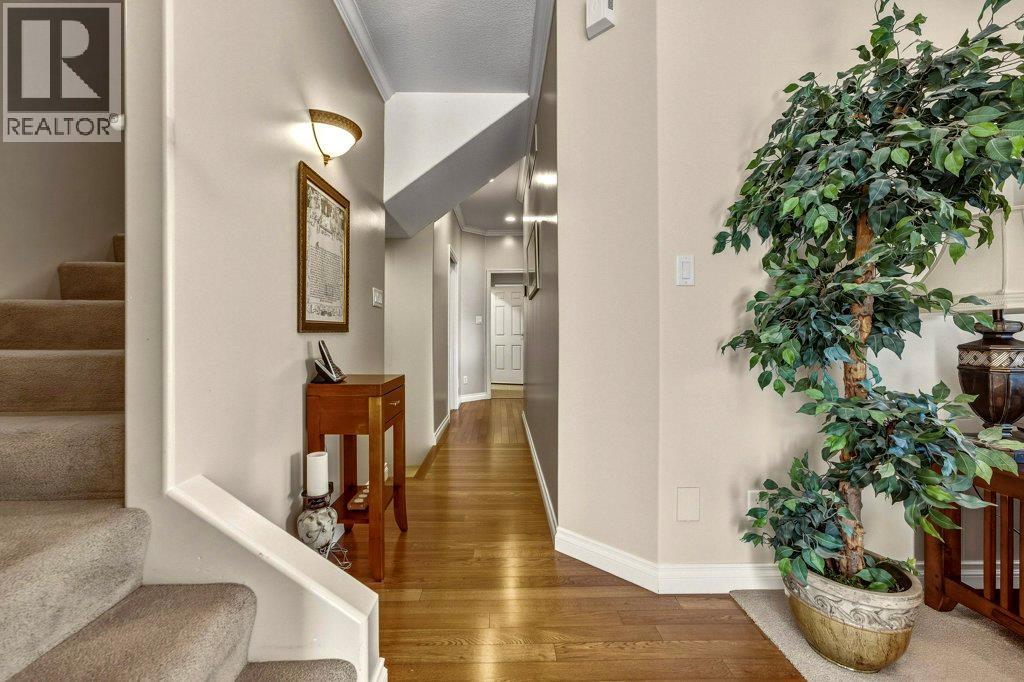 562 Mountain Drive, Vernon, British Columbia  V1H 2B7 - Photo 7 - 10401328