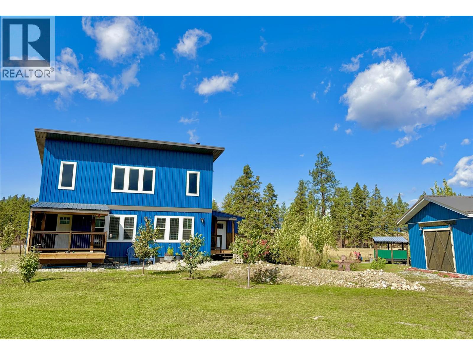 5469 Riverview Frontage Road, Ta Ta Creek, British Columbia  V0B 2H0 - Photo 1 - 10401301