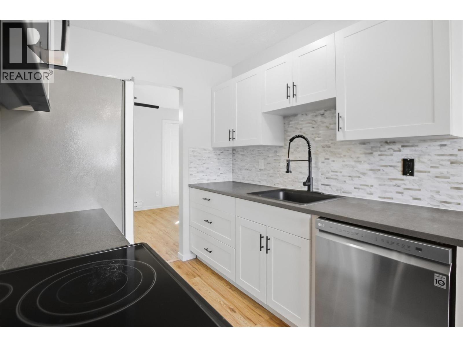 700 Collingwood Drive Unit# 32, Kamloops, British Columbia  V2B 6B9 - Photo 19 - 10401325