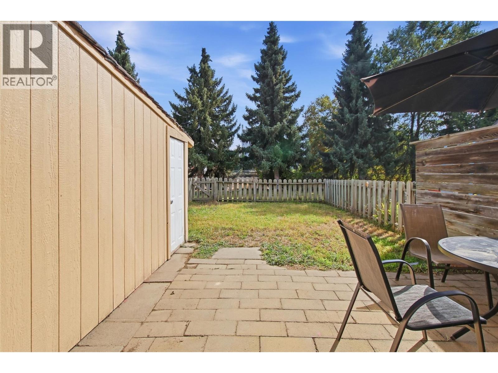 700 Collingwood Drive Unit# 32, Kamloops, British Columbia  V2B 6B9 - Photo 4 - 10401325