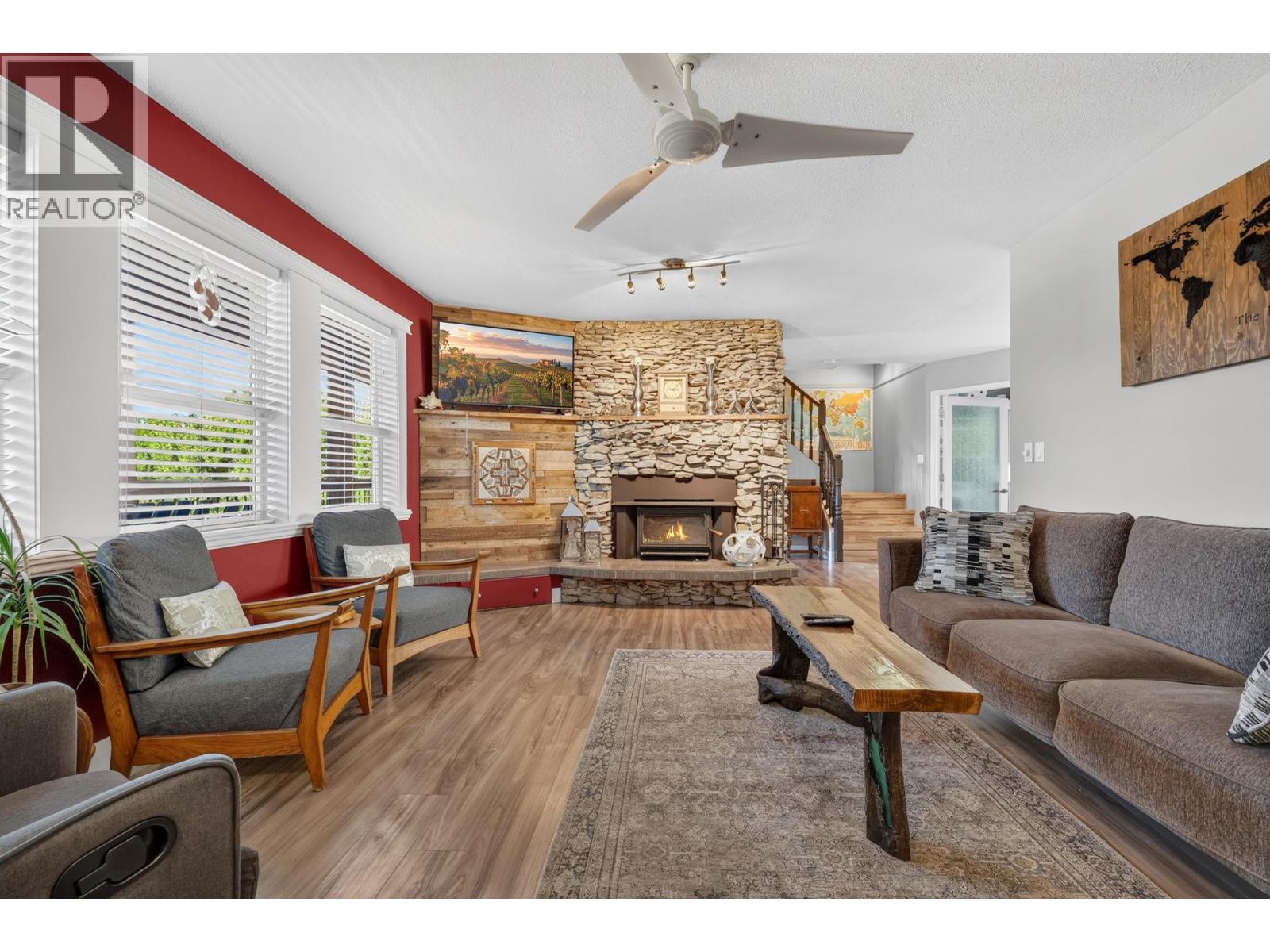 10657 Cheryl Road, Lake Country, British Columbia  V4V 1W3 - Photo 5 - 10401236