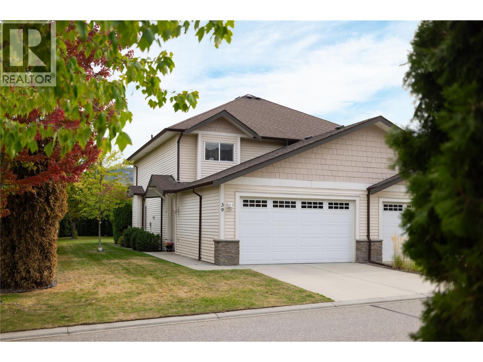 100 Palmer Road Unit# 39, Vernon, British Columbia  V1H 2H8 - Photo 1 - 10401359