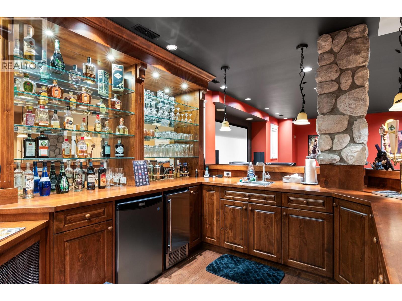 700 Harrington Road, Kamloops, British Columbia  V2B 6T7 - Photo 49 - 10401157
