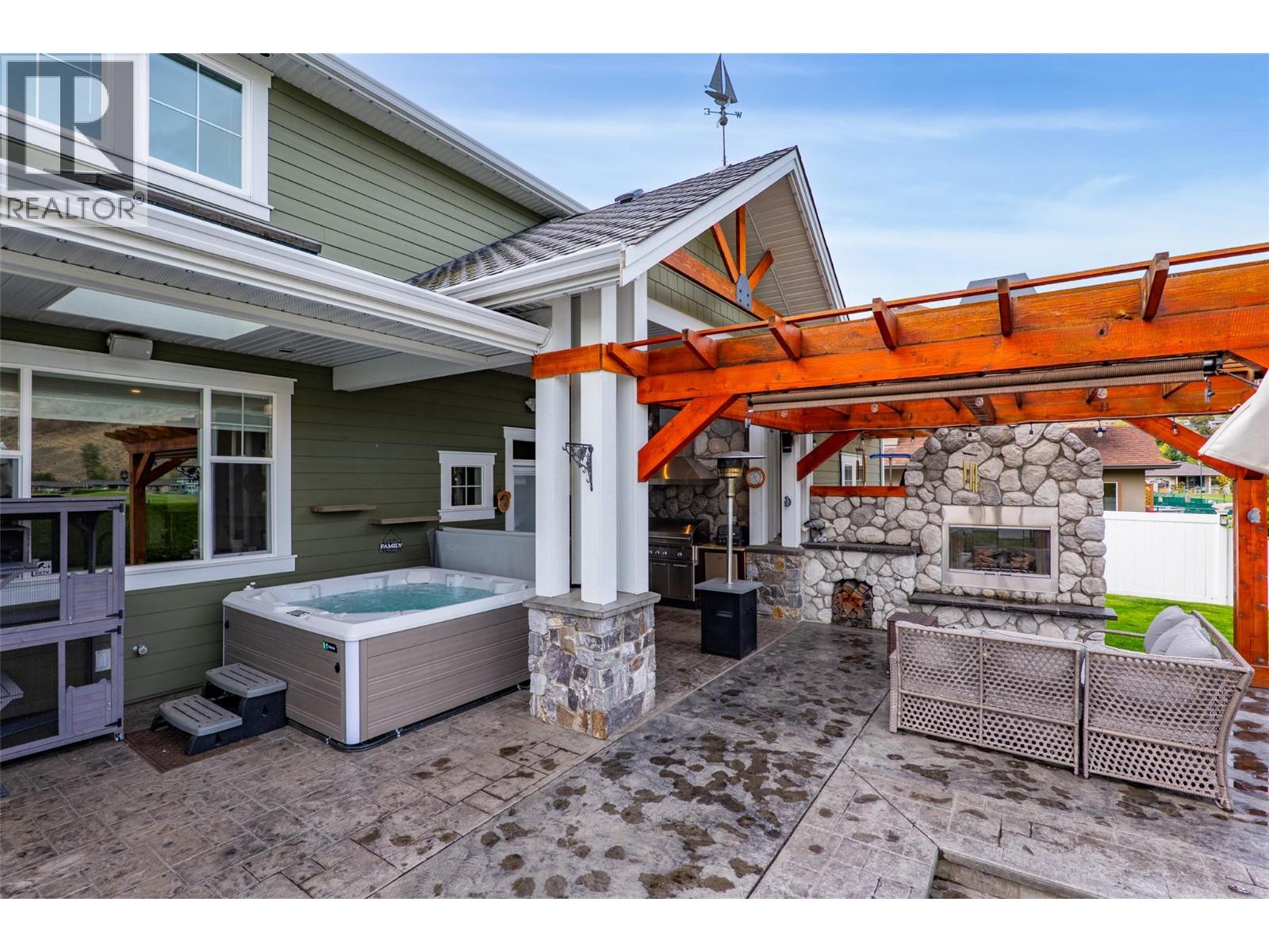 700 Harrington Road, Kamloops, British Columbia  V2B 6T7 - Photo 57 - 10401157