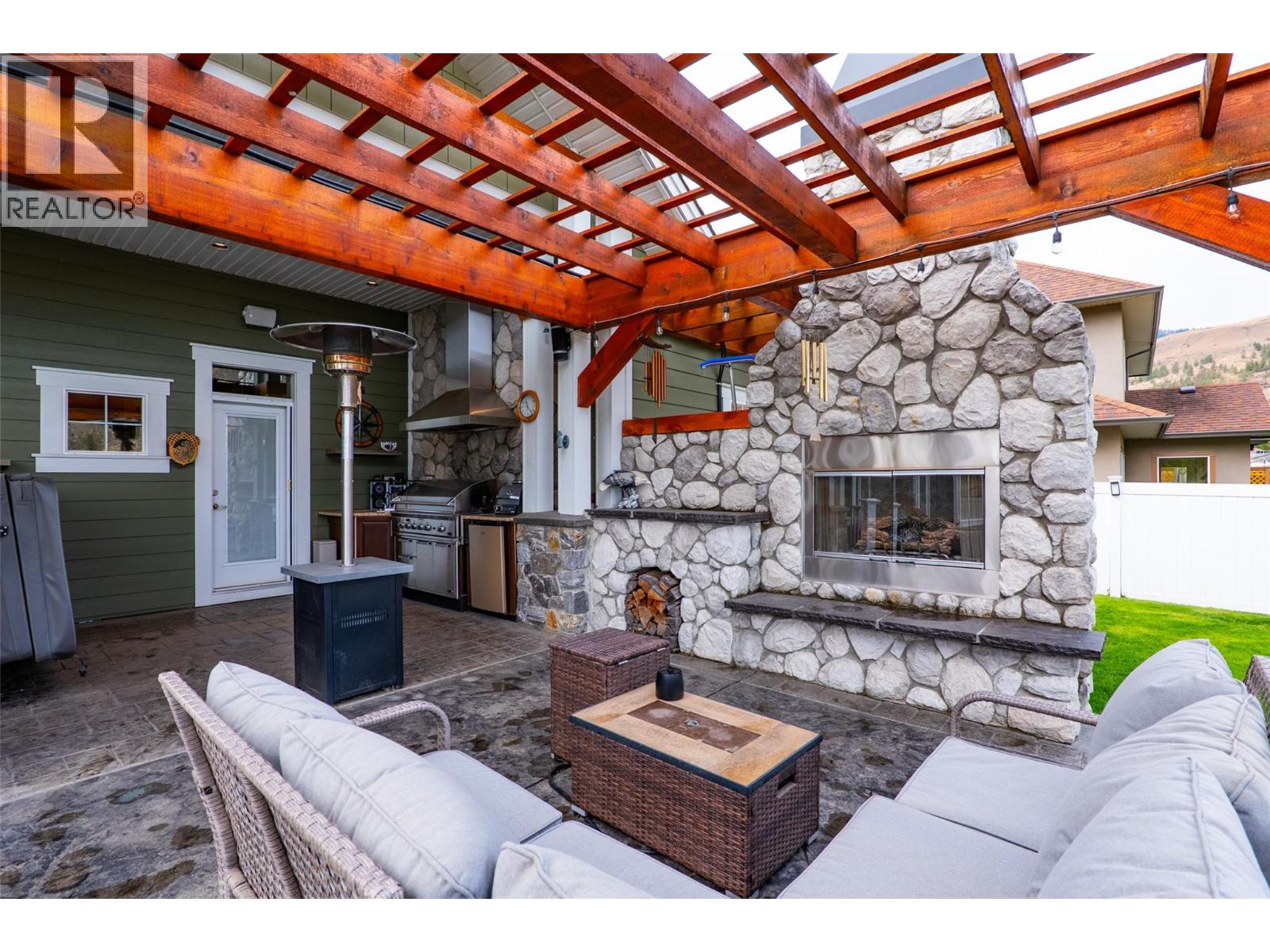 700 Harrington Road, Kamloops, British Columbia  V2B 6T7 - Photo 58 - 10401157