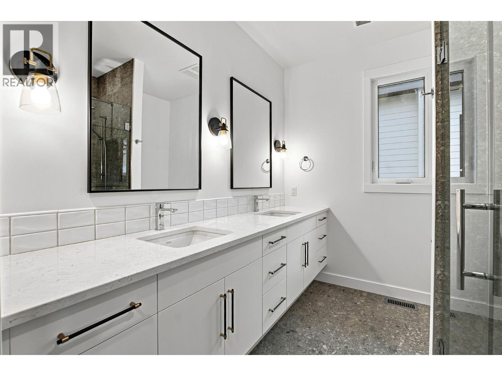 491 Clifton Road N, Kelowna, British Columbia  V1V 1H1 - Photo 27 - 10401249