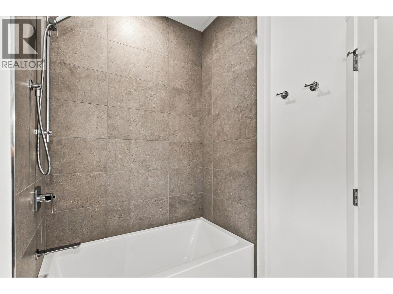 491 Clifton Road N, Kelowna, British Columbia  V1V 1H1 - Photo 31 - 10401249