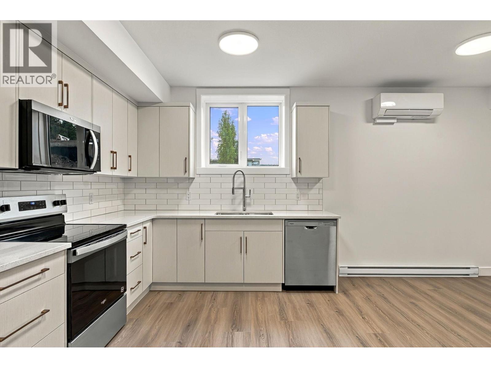 491 Clifton Road N, Kelowna, British Columbia  V1V 1H1 - Photo 36 - 10401249