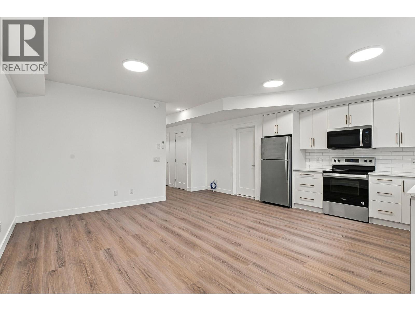 491 Clifton Road N, Kelowna, British Columbia  V1V 1H1 - Photo 39 - 10401249