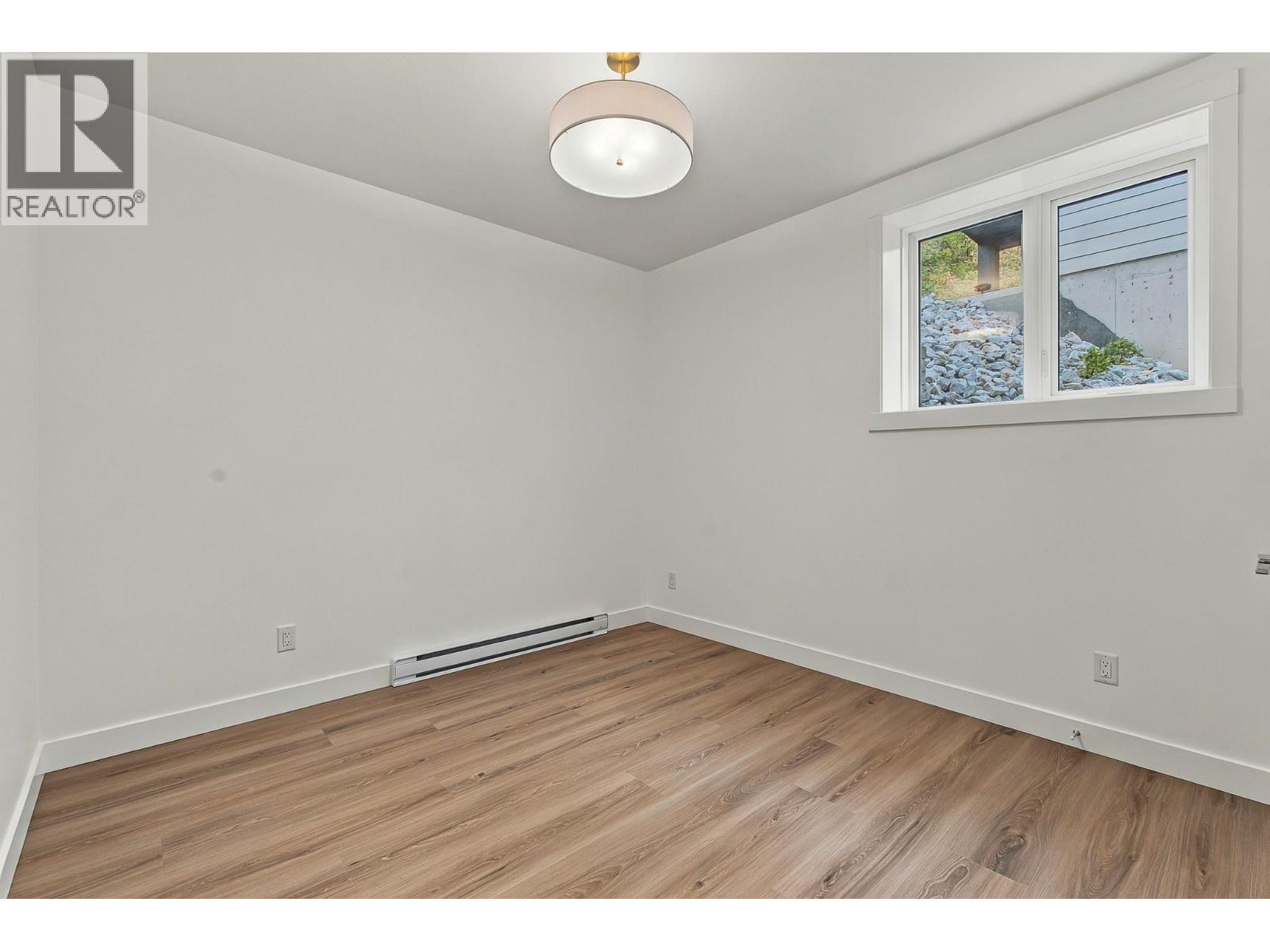 491 Clifton Road N, Kelowna, British Columbia  V1V 1H1 - Photo 43 - 10401249
