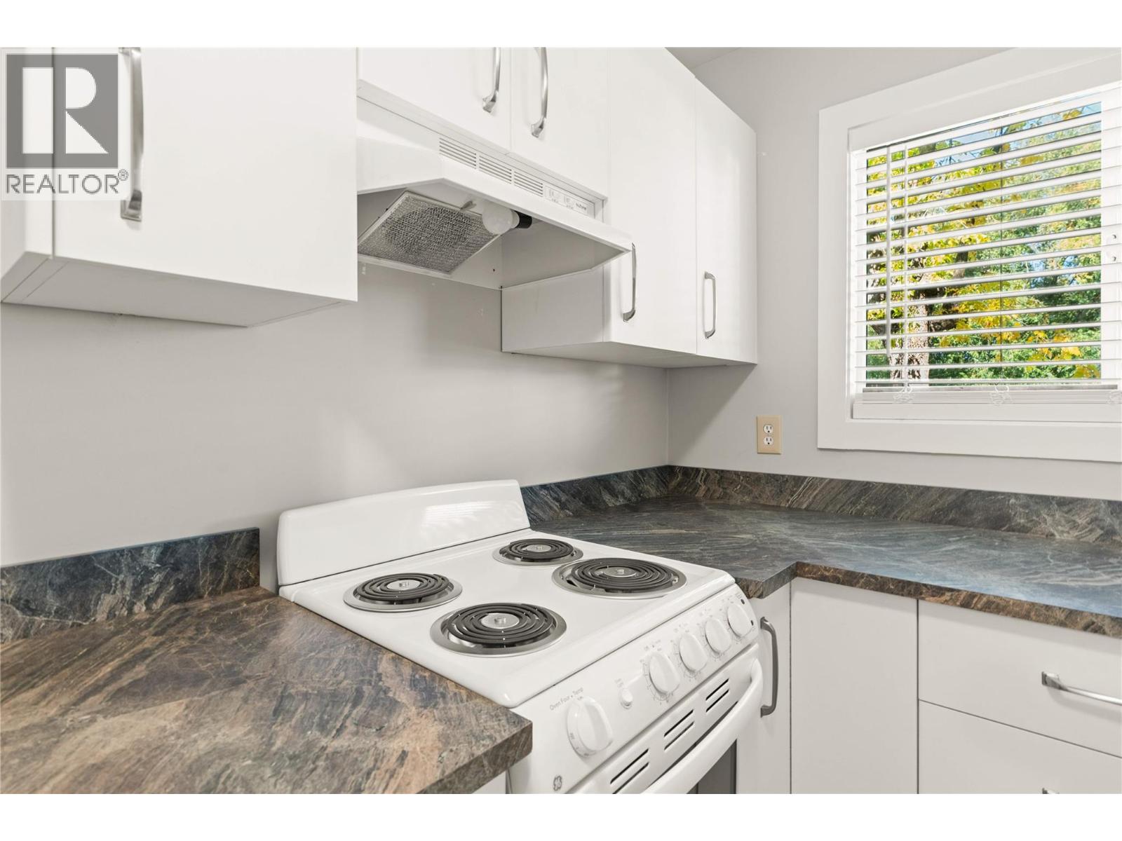 1809 40 Avenue Unit# 19, Vernon, British Columbia  V1T 7X4 - Photo 7 - 10401245