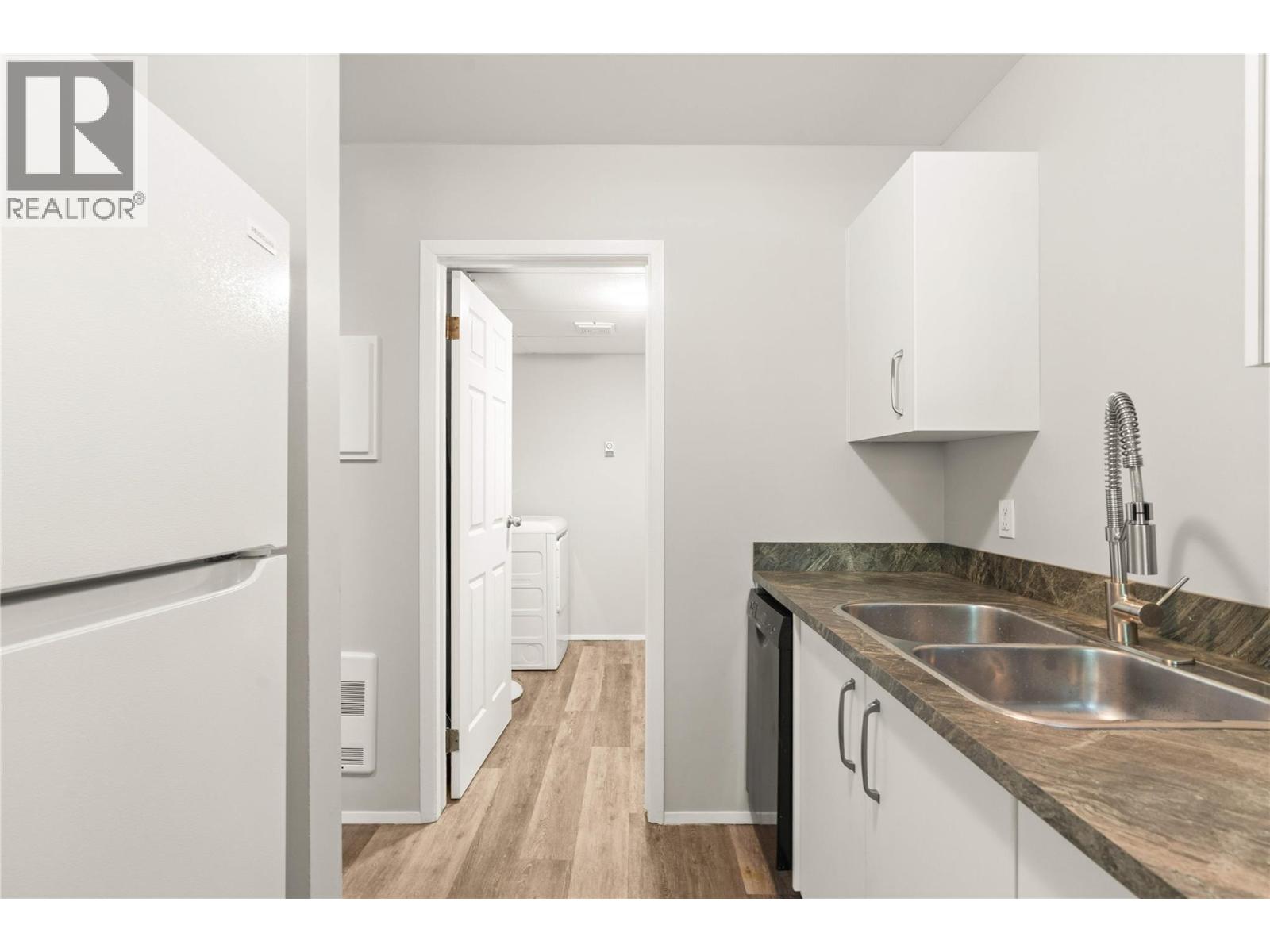 1809 40 Avenue Unit# 19, Vernon, British Columbia  V1T 7X4 - Photo 8 - 10401245