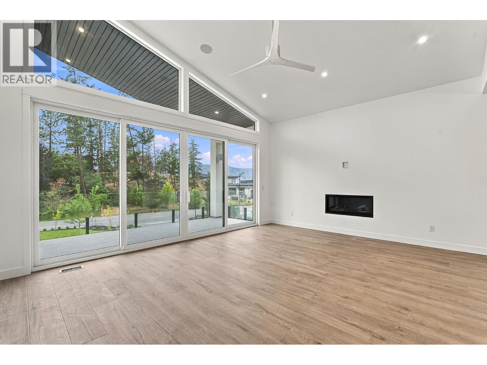 487 Clifton Road N, Kelowna, British Columbia  V1V 1H1 - Photo 13 - 10401244