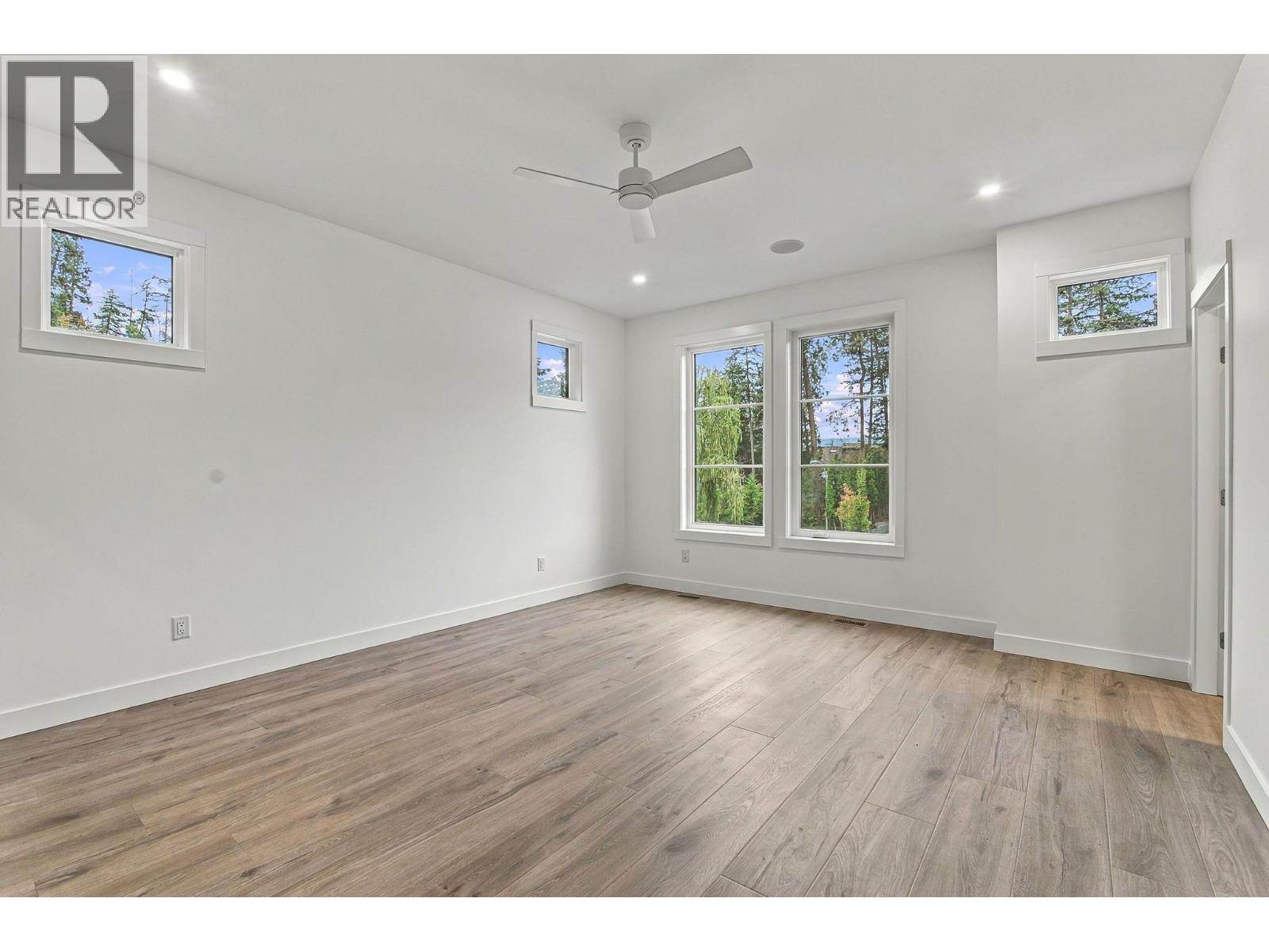 487 Clifton Road N, Kelowna, British Columbia  V1V 1H1 - Photo 31 - 10401244