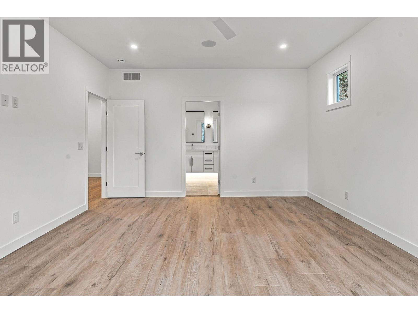 487 Clifton Road N, Kelowna, British Columbia  V1V 1H1 - Photo 36 - 10401244
