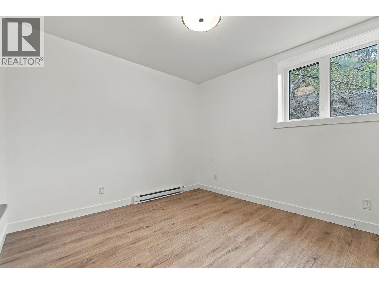 487 Clifton Road N, Kelowna, British Columbia  V1V 1H1 - Photo 55 - 10401244