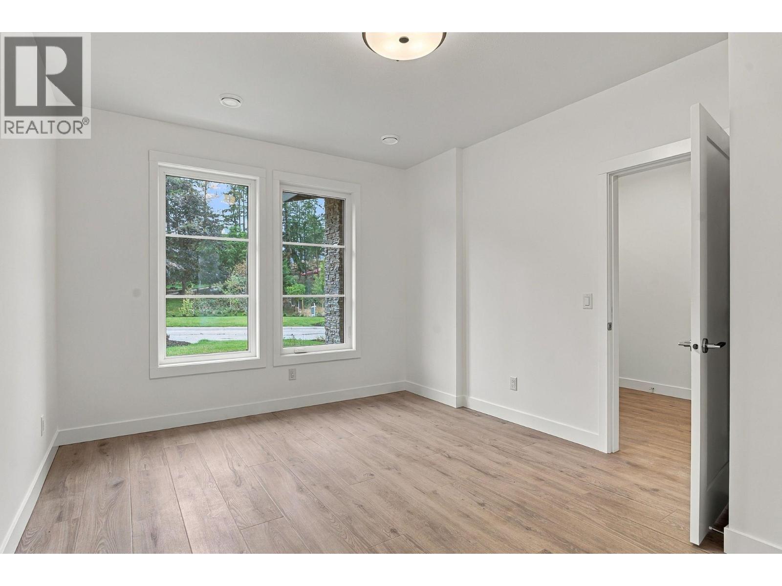 487 Clifton Road N, Kelowna, British Columbia  V1V 1H1 - Photo 7 - 10401244