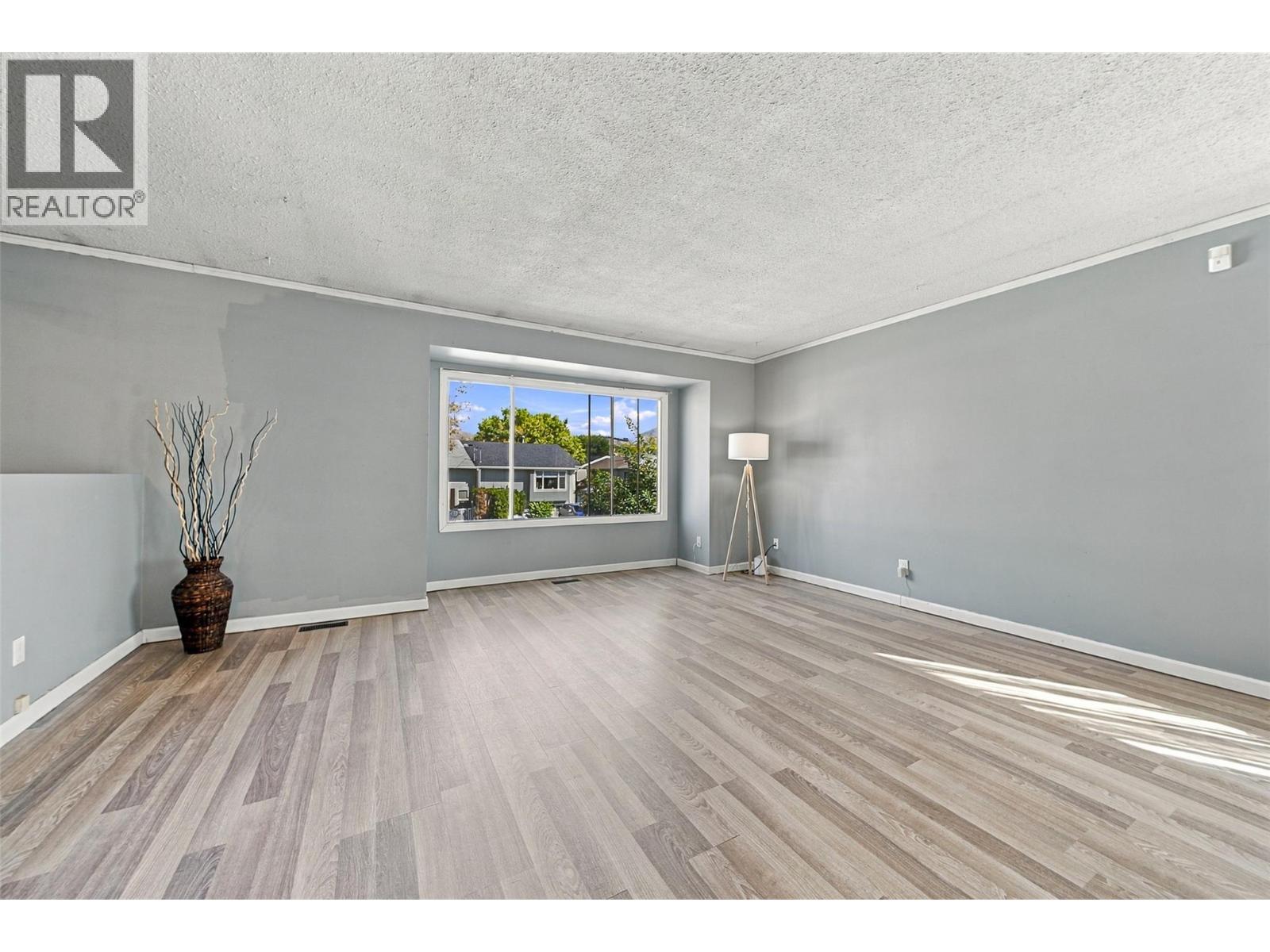 1621 Spartan Place, Kamloops, British Columbia  V2B 7Z3 - Photo 13 - 10401174