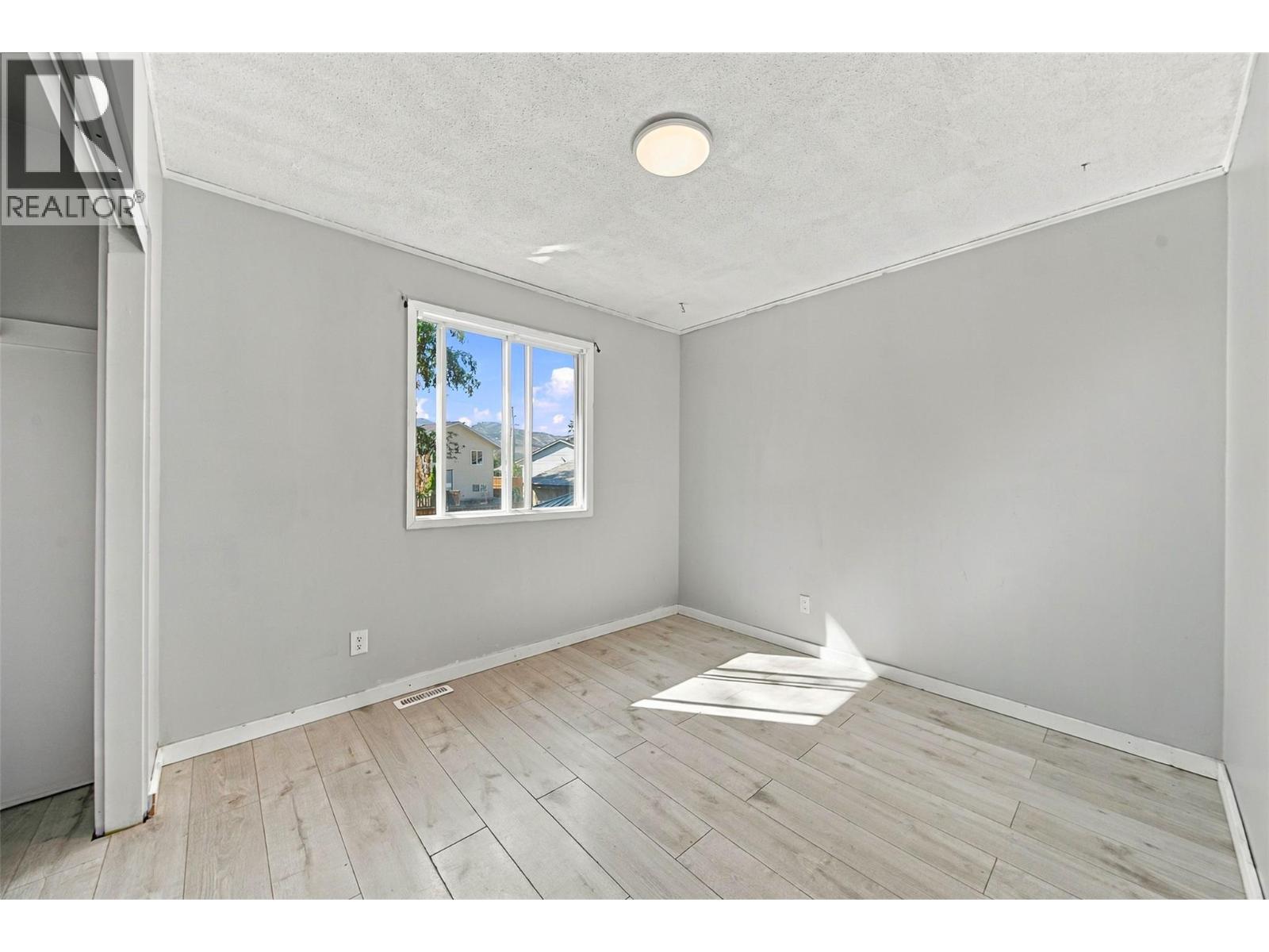 1621 Spartan Place, Kamloops, British Columbia  V2B 7Z3 - Photo 23 - 10401174