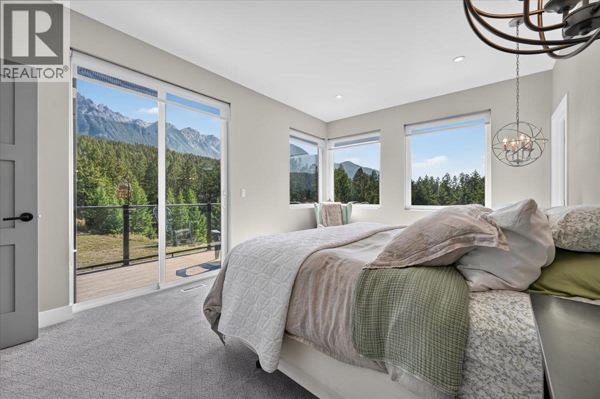 4909 93/95 Highway, Fairmont Hot Springs, British Columbia  V0B 1L1 - Photo 32 - 10400848