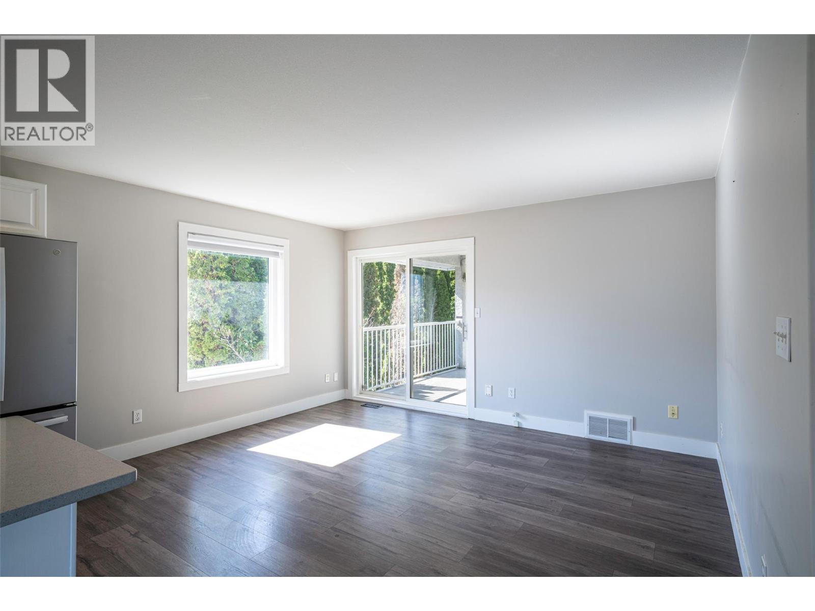 8210 Stoneridge Drive, Coldstream, British Columbia  V1B 3M3 - Photo 32 - 10401078
