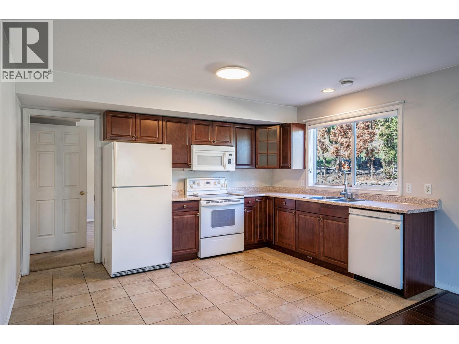 8210 Stoneridge Drive, Coldstream, British Columbia  V1B 3M3 - Photo 66 - 10401078