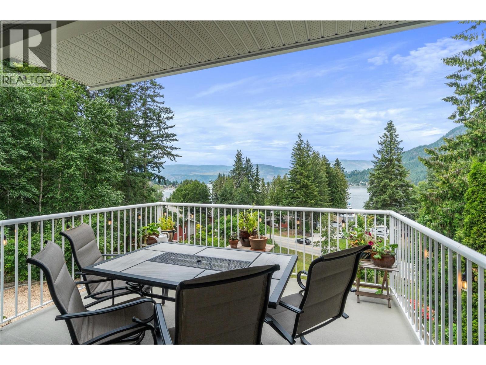 2662 Blind Bay Road, Blind Bay, British Columbia  V0E 1H1 - Photo 8 - 10401277