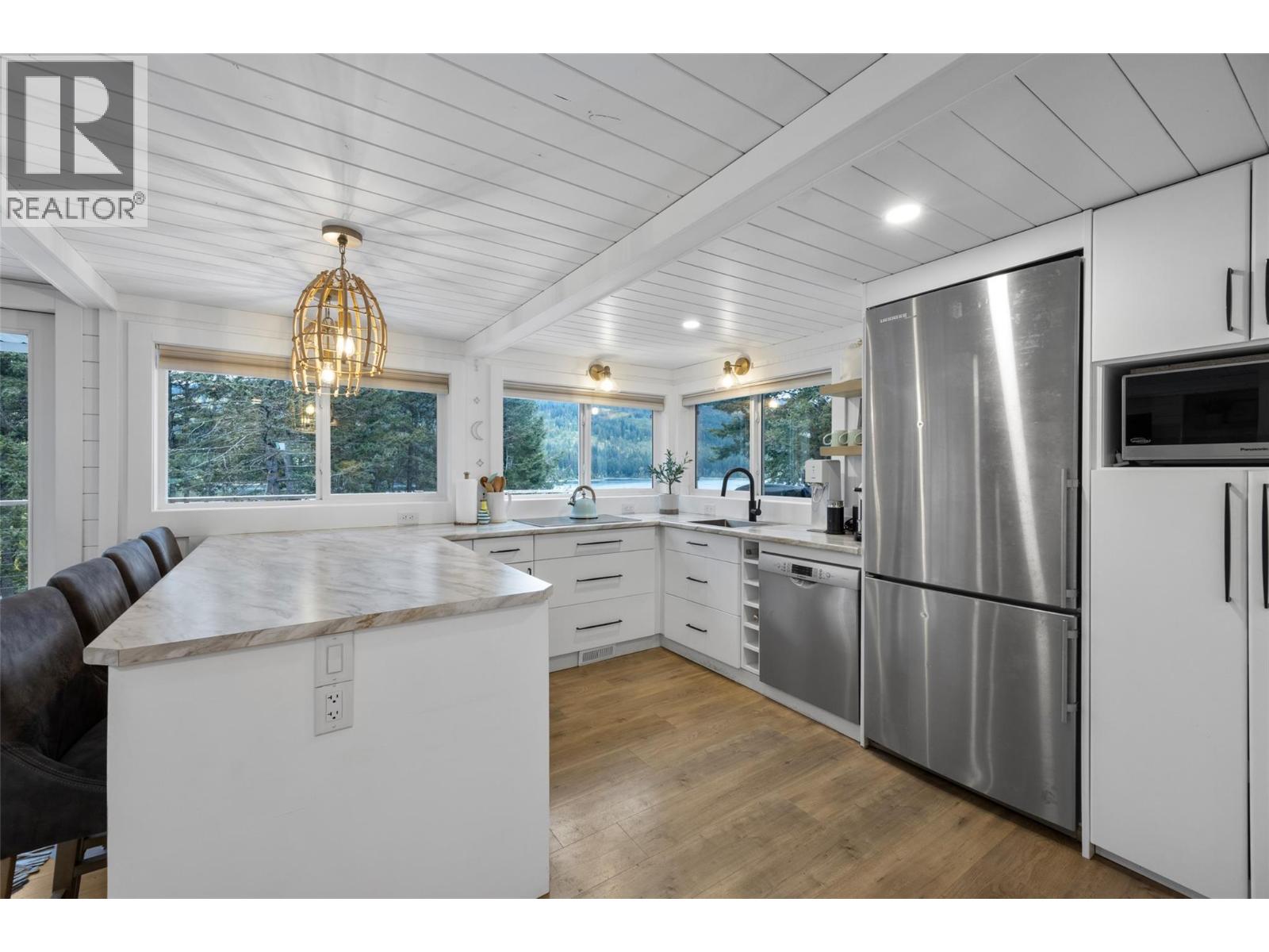 2544 Golden Horn Road, Kamloops, British Columbia  V0E 1Z0 - Photo 11 - 10401007