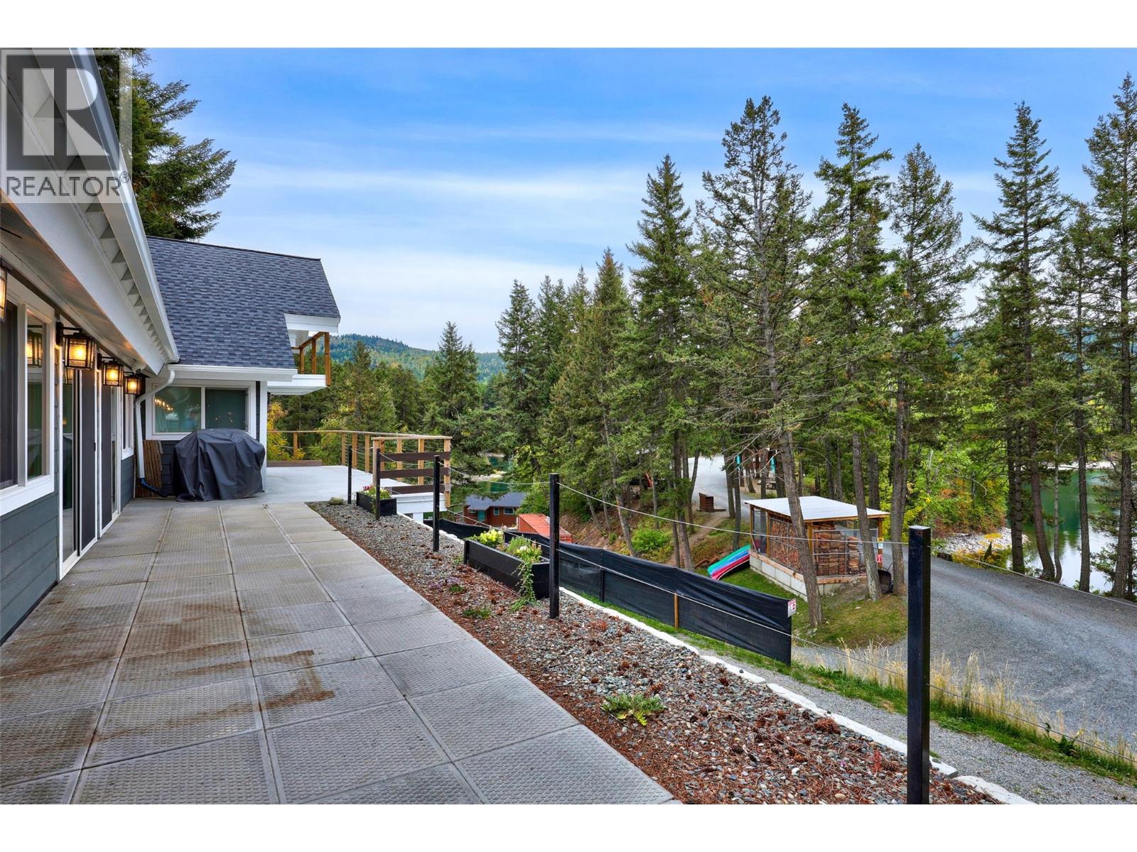 2544 Golden Horn Road, Kamloops, British Columbia  V0E 1Z0 - Photo 4 - 10401007