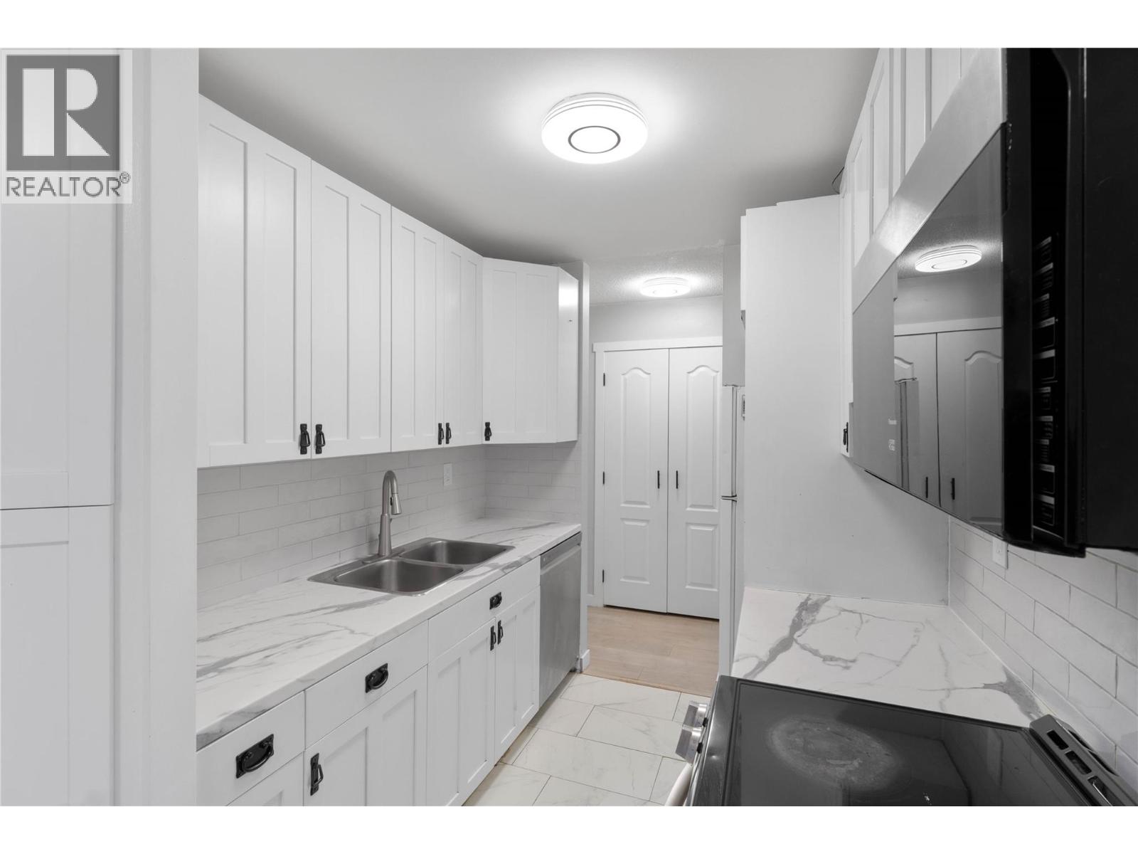1595 Summit Drive Unit# 6, Kamloops, British Columbia  V2E 1E9 - Photo 7 - 10401335
