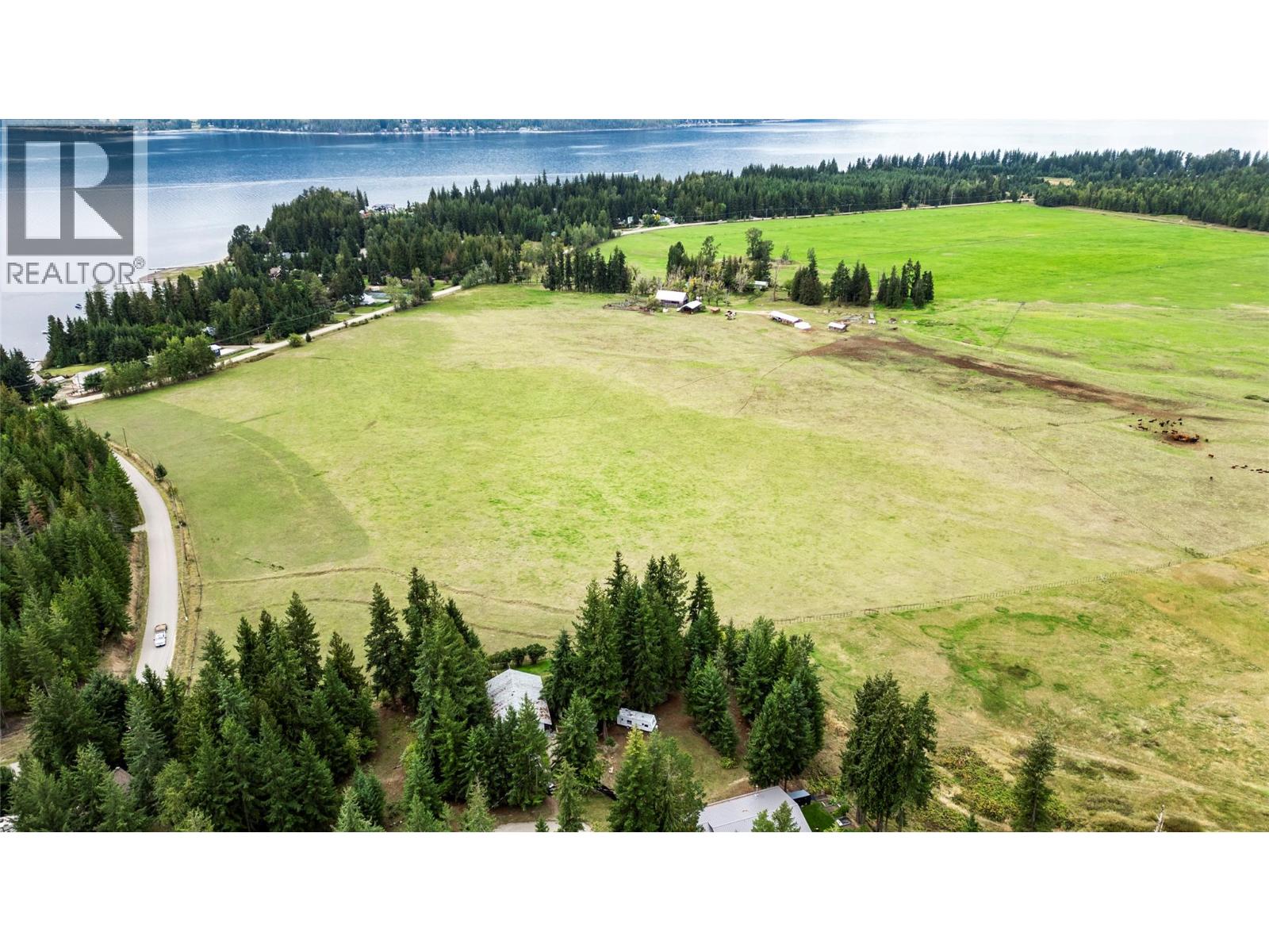 7206 Fraser Crescent, Anglemont, British Columbia  V0E 1M8 - Photo 24 - 10401067