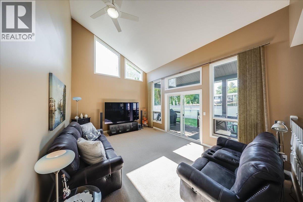 3961 Carnation Drive, Trail, British Columbia  V1R 2X1 - Photo 18 - 10400793