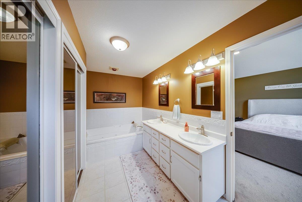 3961 Carnation Drive, Trail, British Columbia  V1R 2X1 - Photo 27 - 10400793