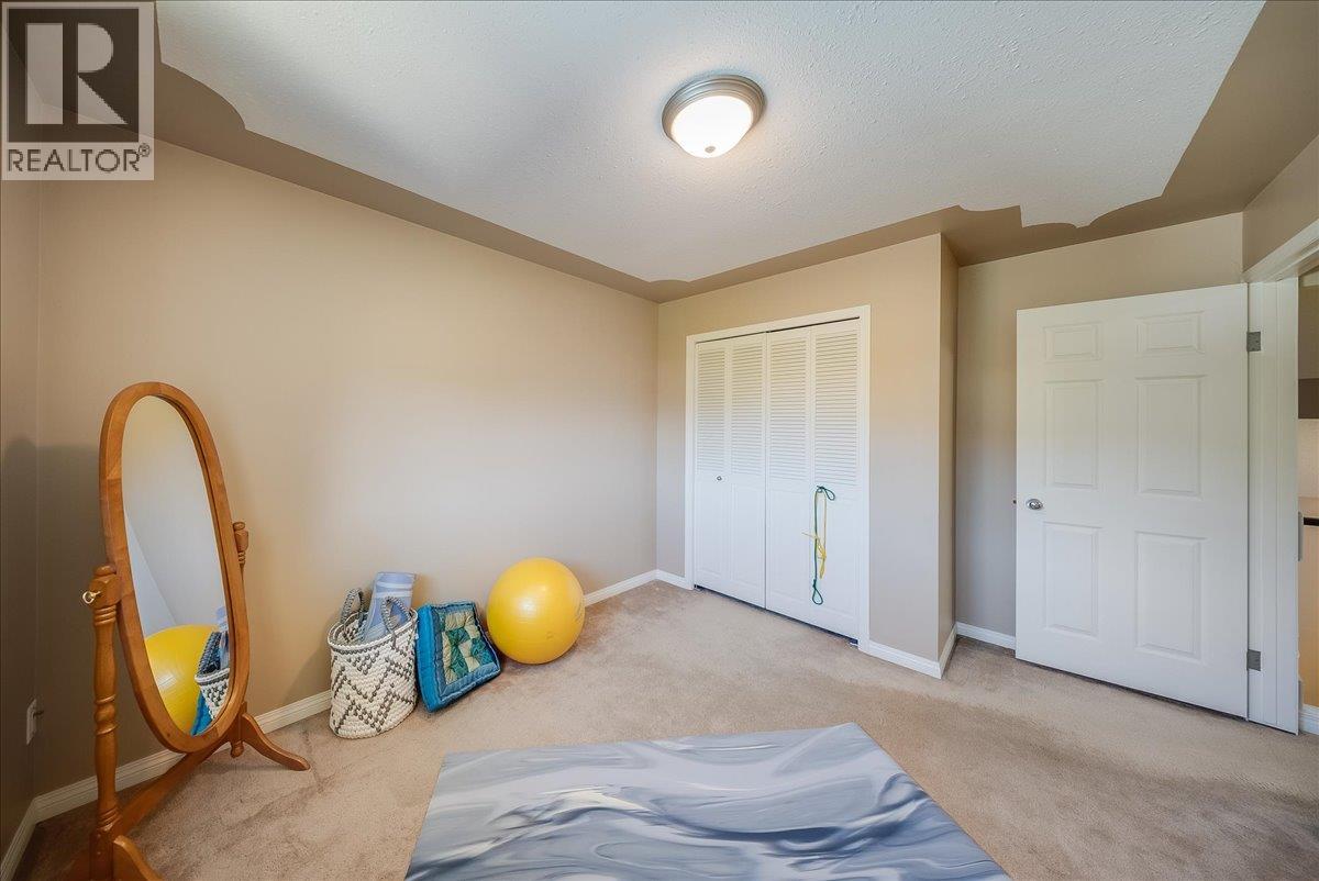 3961 Carnation Drive, Trail, British Columbia  V1R 2X1 - Photo 35 - 10400793