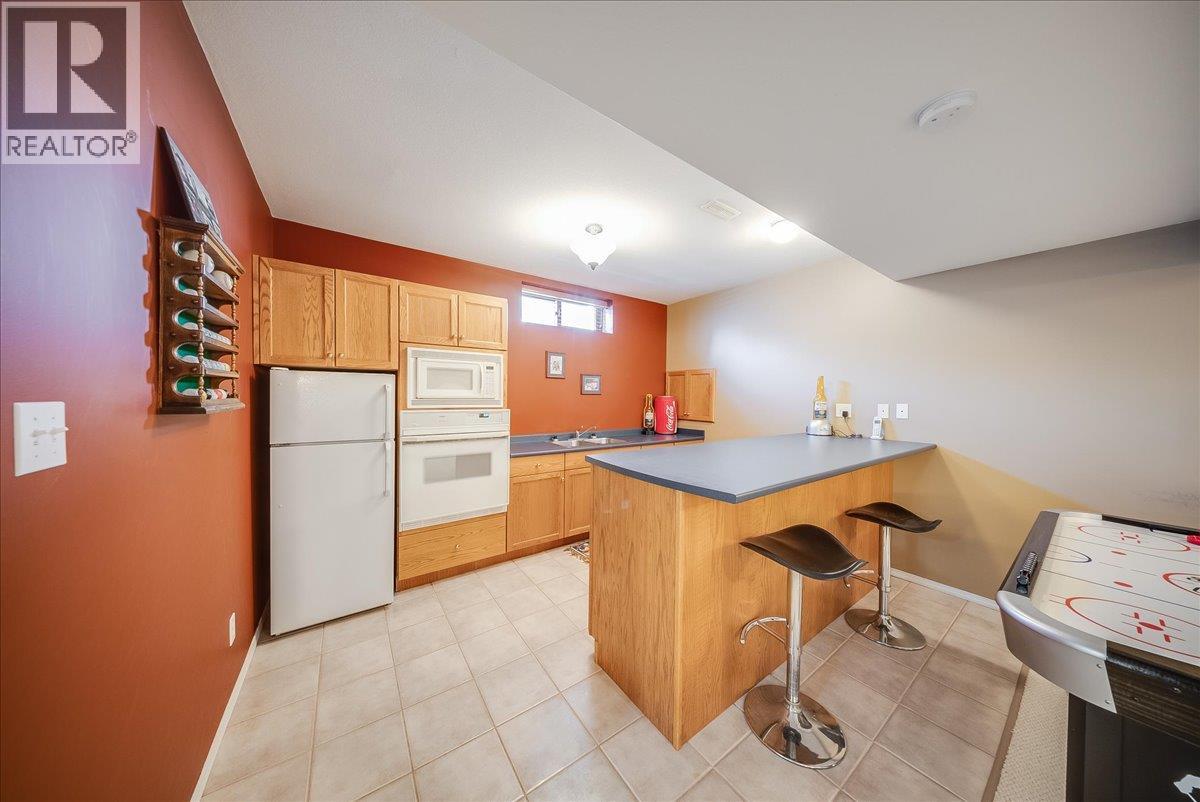 3961 Carnation Drive, Trail, British Columbia  V1R 2X1 - Photo 39 - 10400793