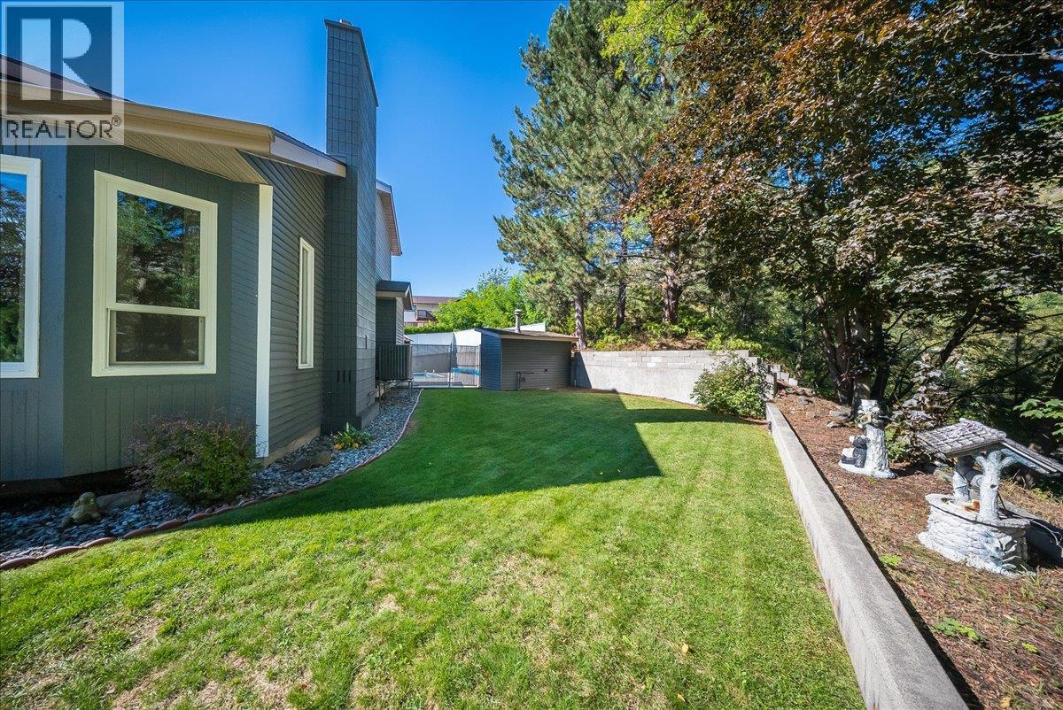 3961 Carnation Drive, Trail, British Columbia  V1R 2X1 - Photo 67 - 10400793