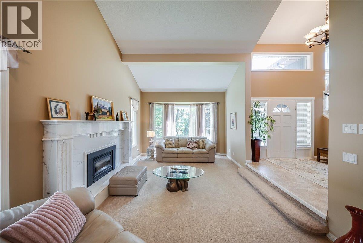 3961 Carnation Drive, Trail, British Columbia  V1R 2X1 - Photo 7 - 10400793