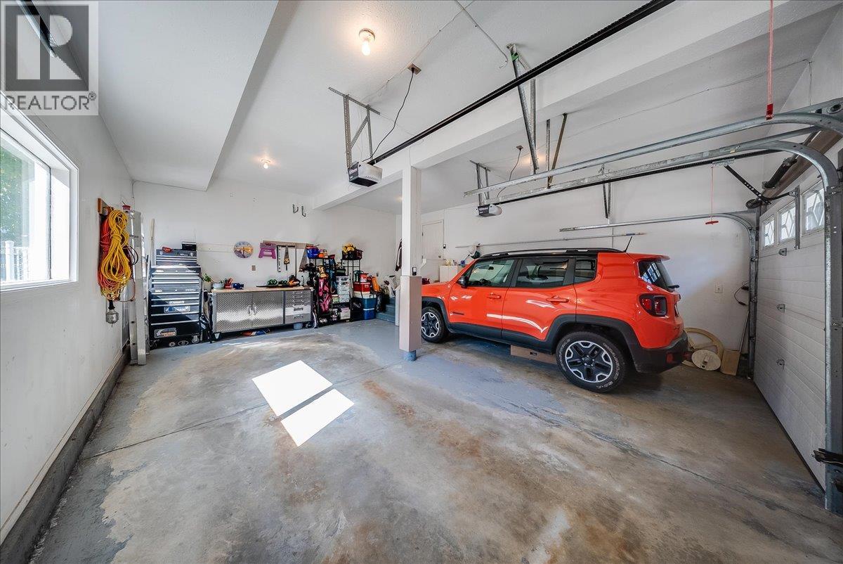 3961 Carnation Drive, Trail, British Columbia  V1R 2X1 - Photo 71 - 10400793