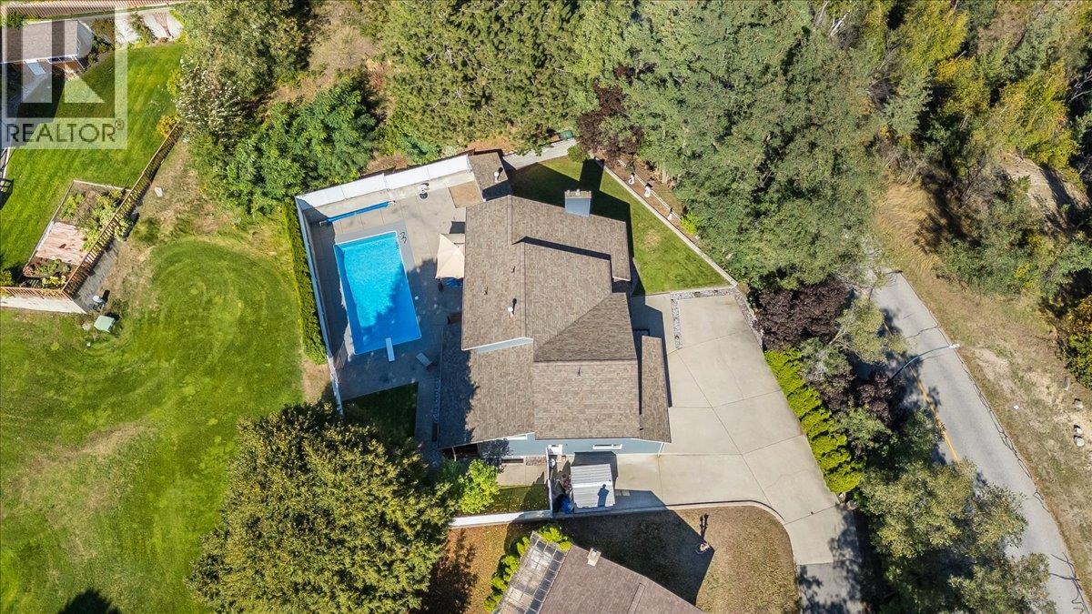 3961 Carnation Drive, Trail, British Columbia  V1R 2X1 - Photo 75 - 10400793